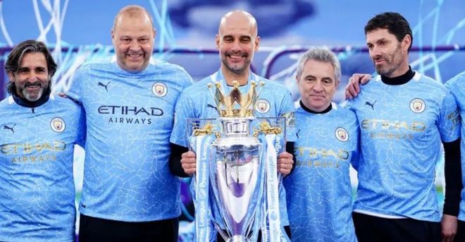 首战靠反击 首战靠反击